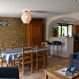 gite-la-lichere-la-chanterelle.hotels-rhonealpes.com/
